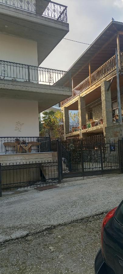 Meteora View Attic Apartment Kalambaka Exterior photo